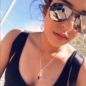 Meet your Posher, Carissa